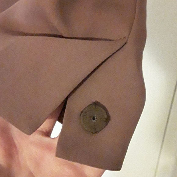 Good condition-  nude/rust GAP blazer - Picture 4 of 4